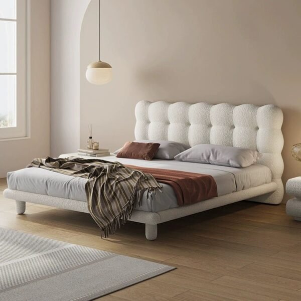 Bed in a yabany Distinctive