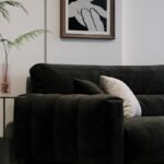 Sofa with a classic design Elegant - Image 4