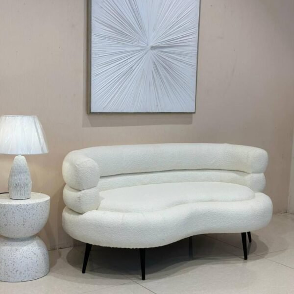 Sofa Small with a classic design mtmyz
