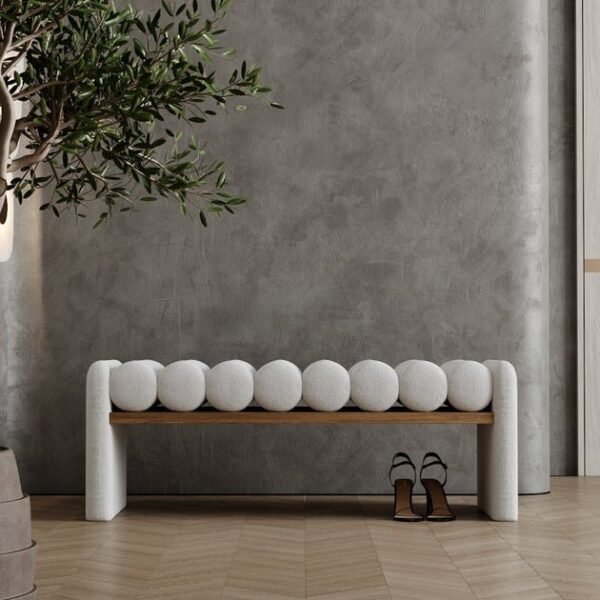 Bench Boucle with a balls