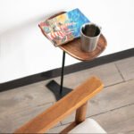 ⁦طاولة جانبية خشبية أنيقة بتصميم عصري ومبتكر⁩ - الصورة ⁦4⁩