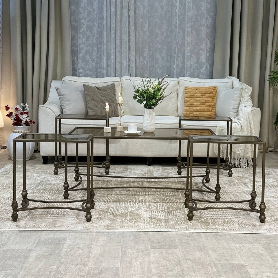 7nri4KJiVj2FyQqLc4oXOpPzzZI5Mk3DxtO4Xmek_2f6cc75a-016a-483f-aeab-060e01c8b3f9.jpg طقم طاولة قهوه مع 4 خدمه - الصورة 1