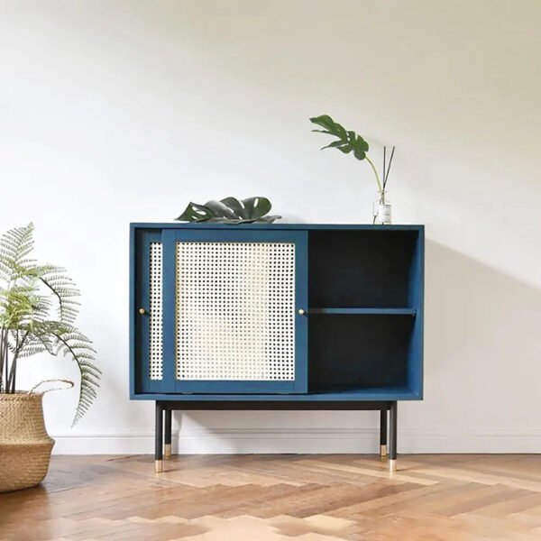 خزانه خشب بتصميم أكثر من رائع