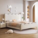 Bed atfal with a classic design