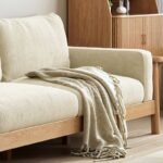 Sofa with a classic design - Image 6