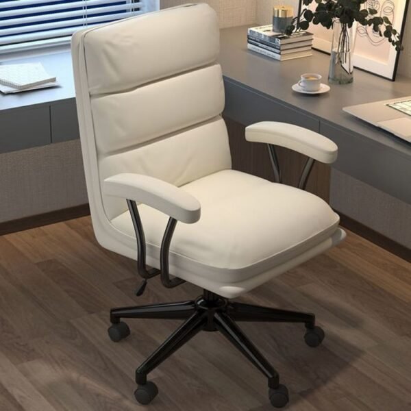 كرسي مكتبي بذراعين مريح