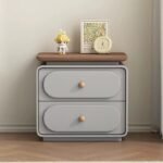 Nightstand nwyr the side