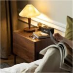 Table alwra the side - Image 2