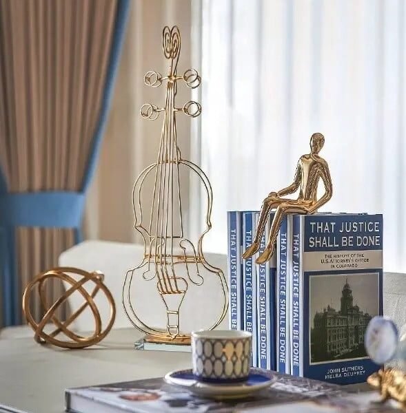 تحفه ديكوريه بتصميم الجيتار