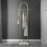 ⁦علاقه ملابس بتصميم حديث⁩ - الصورة ⁦3⁩