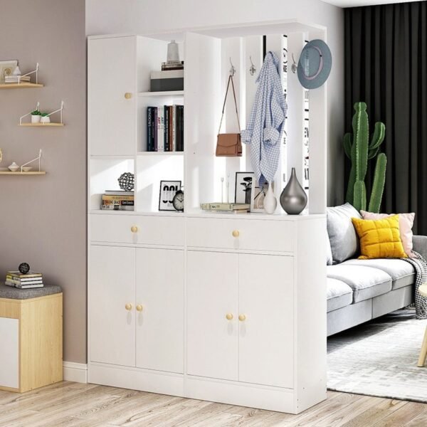 خزانة كبيره من الخشب