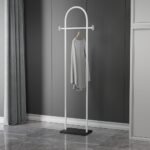 ⁦علاقه ملابس بتصميم حديث⁩ - الصورة ⁦2⁩