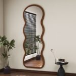 مرأه بتصميم مبتكر